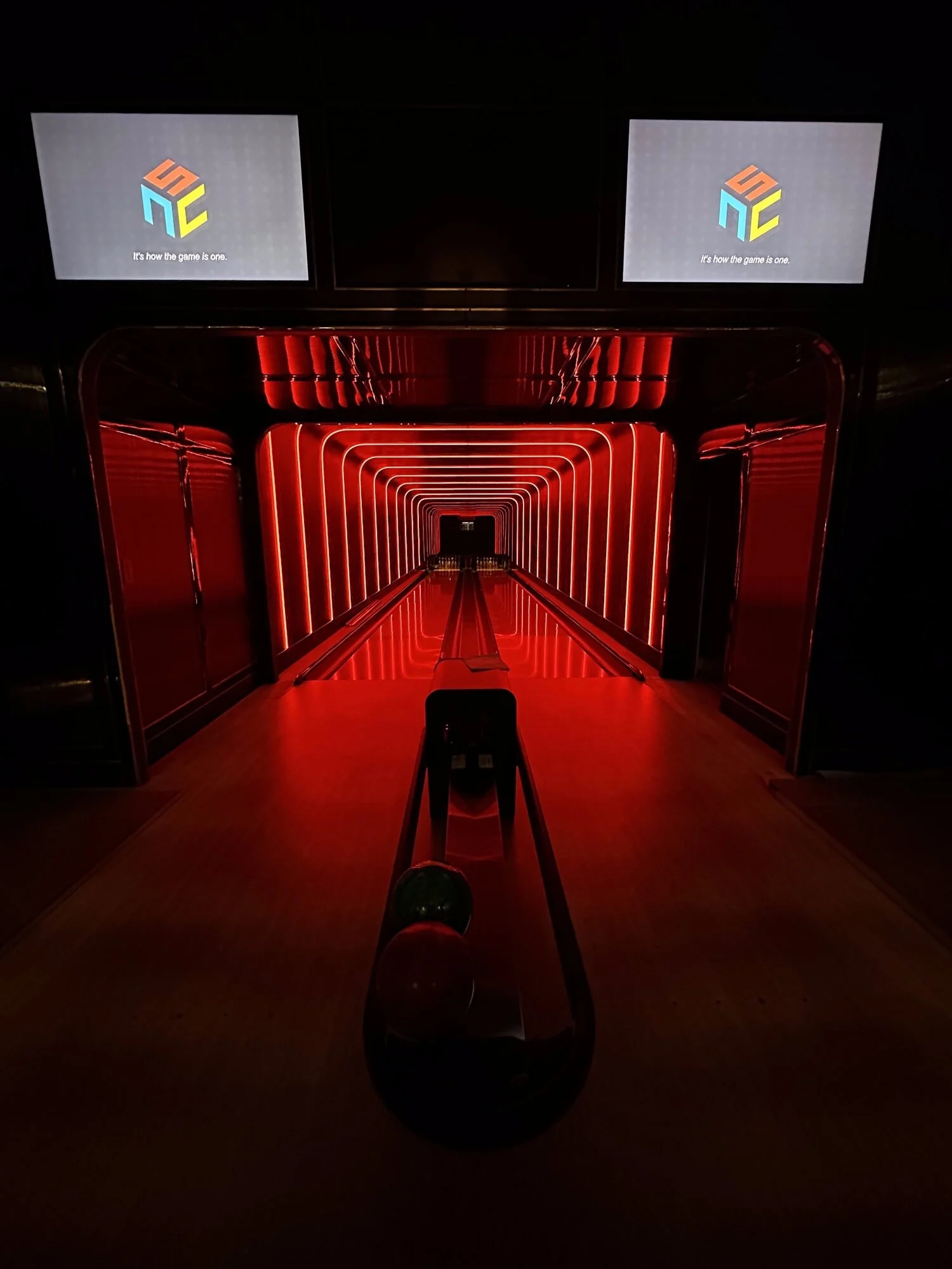 custom-bowling-alley-led.jpg