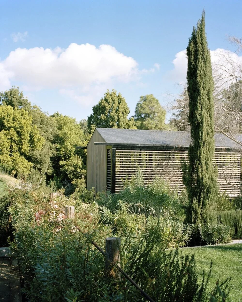 garden-structure-louvers-cypress.jpg