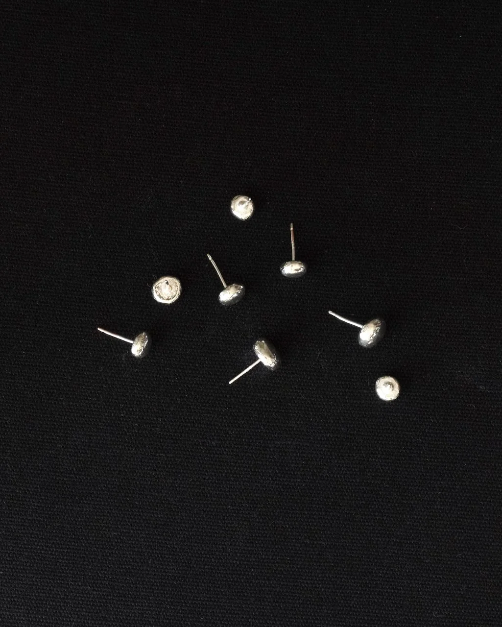Dot Earrings