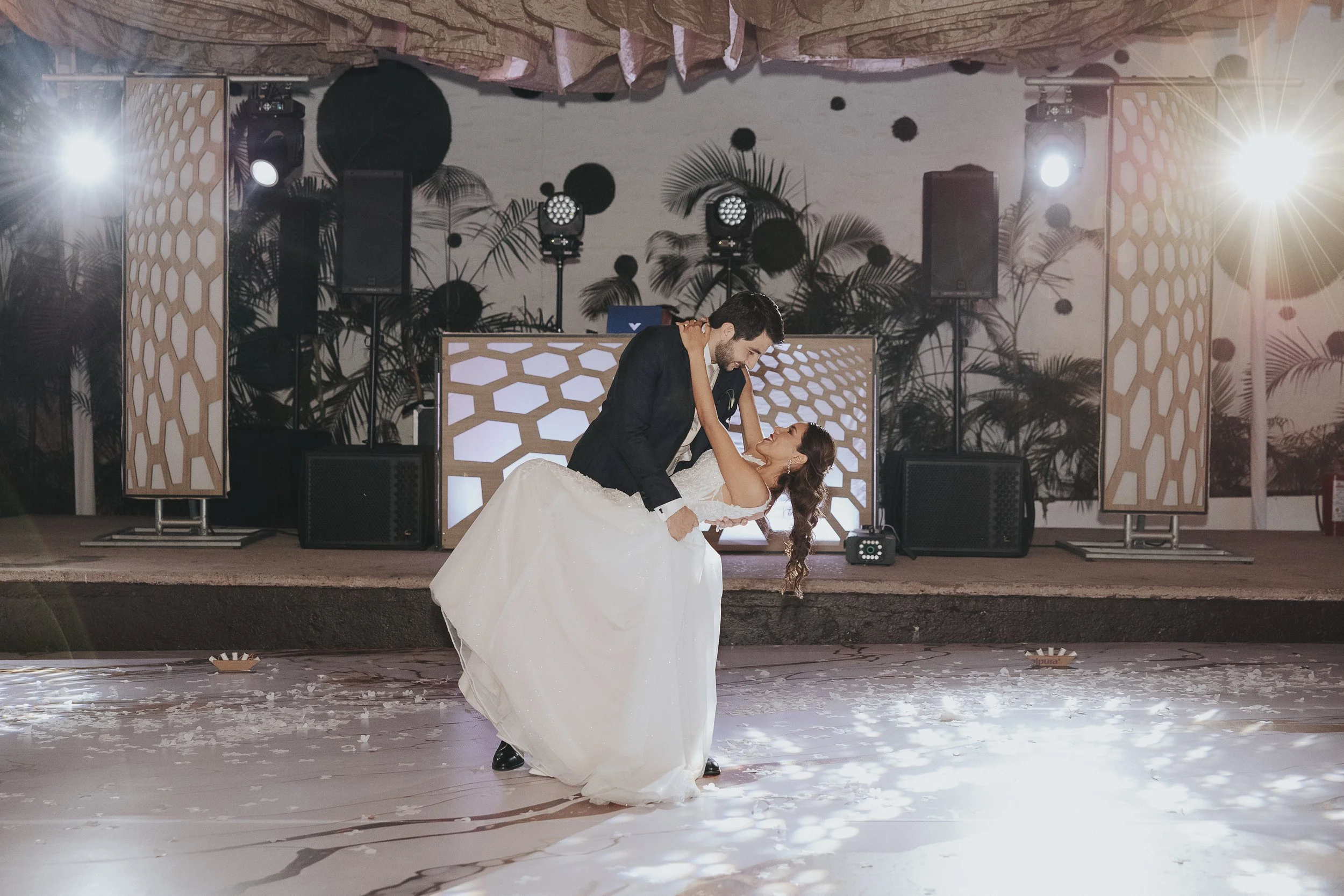 V-F-643.jpg