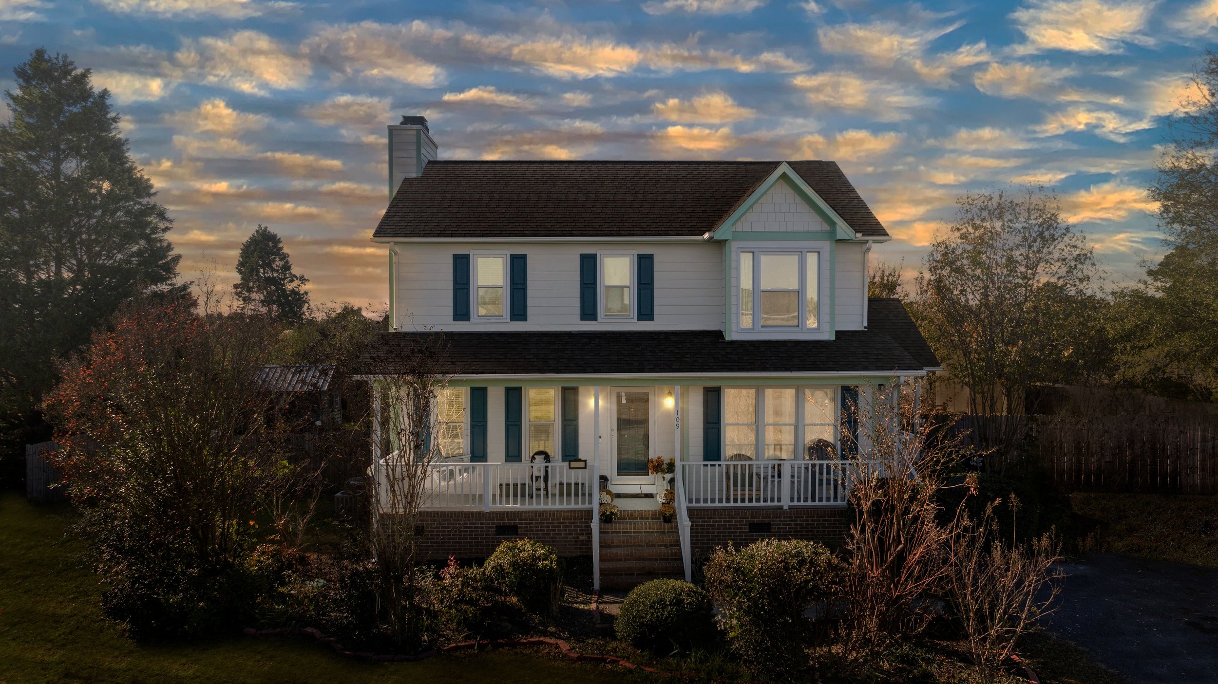 Boosting Curb Appeal Before You List: Siding Upgrades That Sell