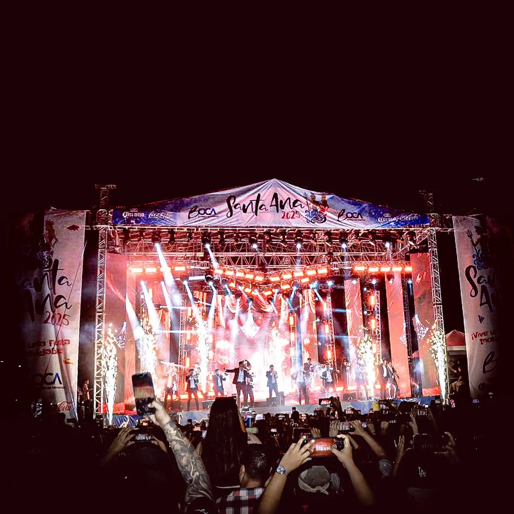 CONCIERTO BANDA LA ADICTIVA