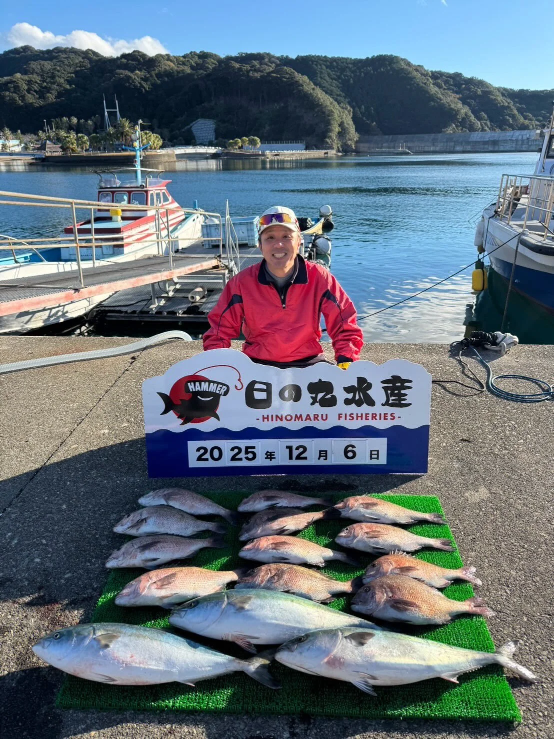 伊勢ブリを結構釣っていただきました！
イサキ、メイチダイは今のところ反応なしです💦