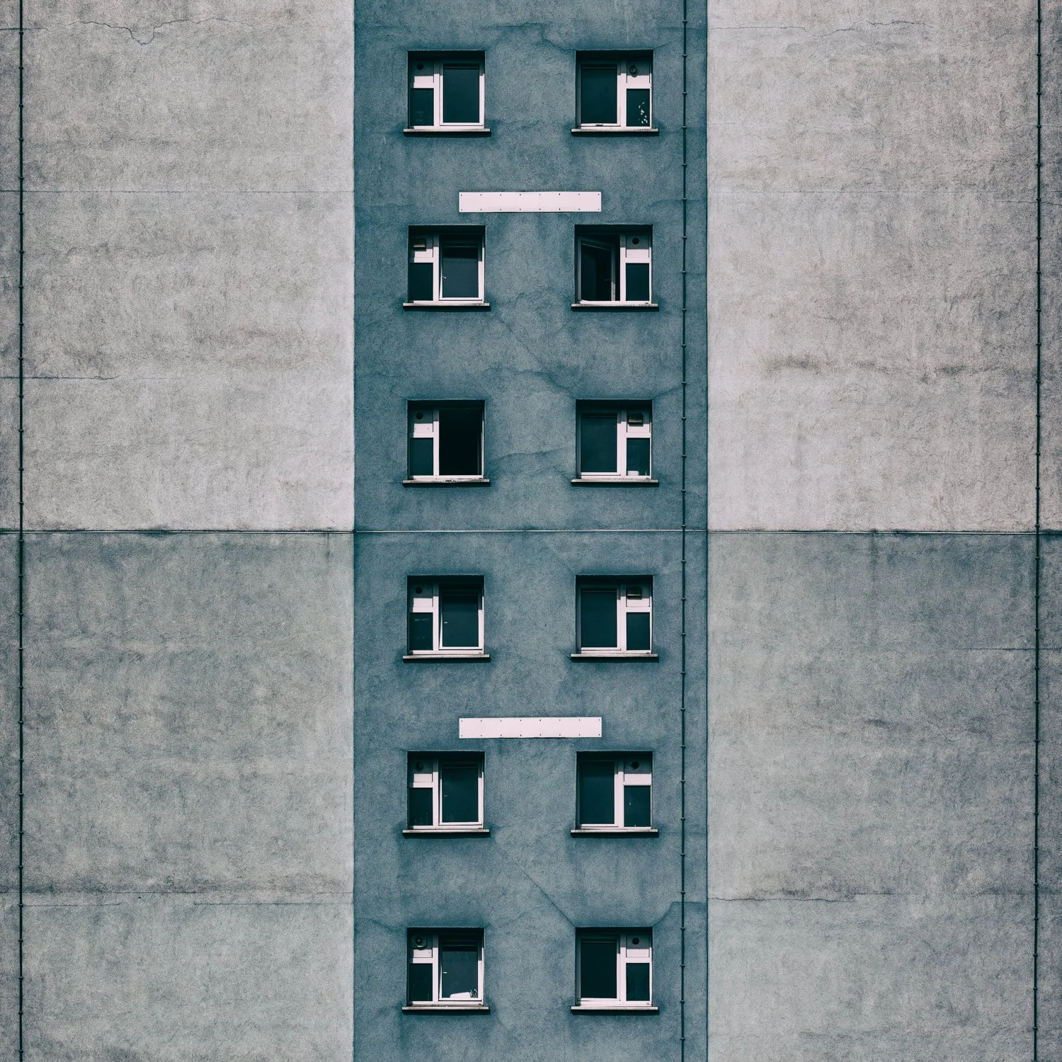 Dolphin House.jpg