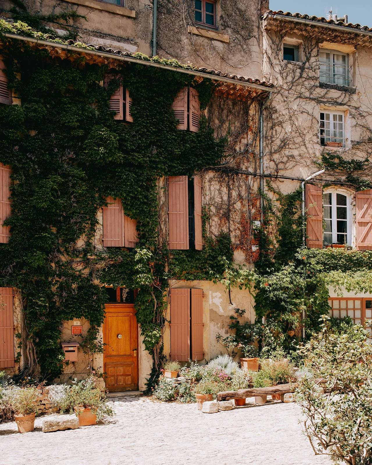 hotespot-conciergerie-luberon-provence-saignon-02.jpg