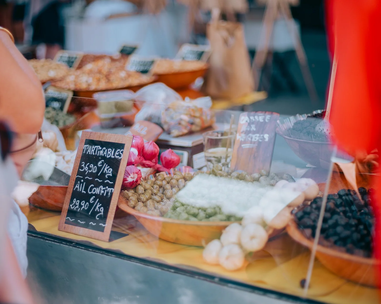 Les 6 marchés du Luberon à faire à la belle saison