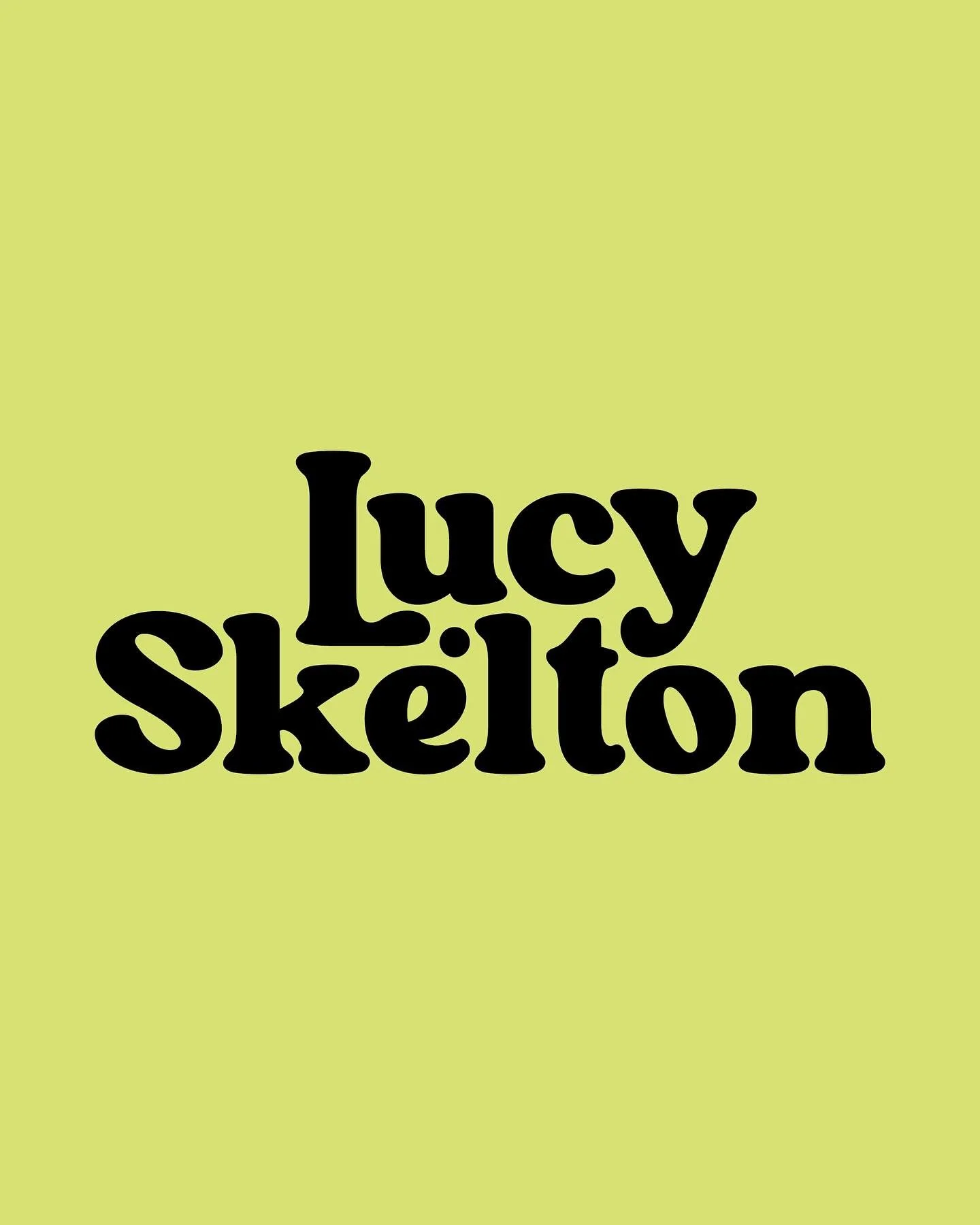 New site, who dis? 👀

I&rsquo;ve built a new home for all things brand strategy + design. 

Step inside and let&rsquo;s build some brand magic together✨

#brandstrategist #branddesigner #boldbrands