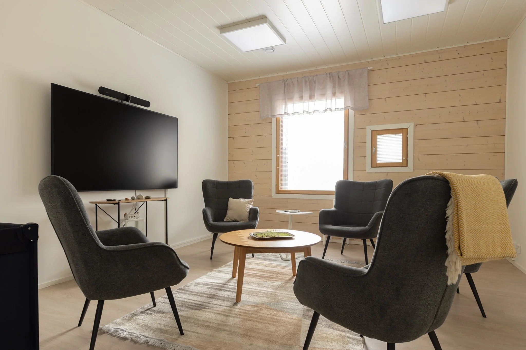 Kuvia Lastensuojeluyksikkö Kotico Kotorannasta, joka sijaitsee Jyväskylässä Keski-Suomen hyvinvointialueella.
