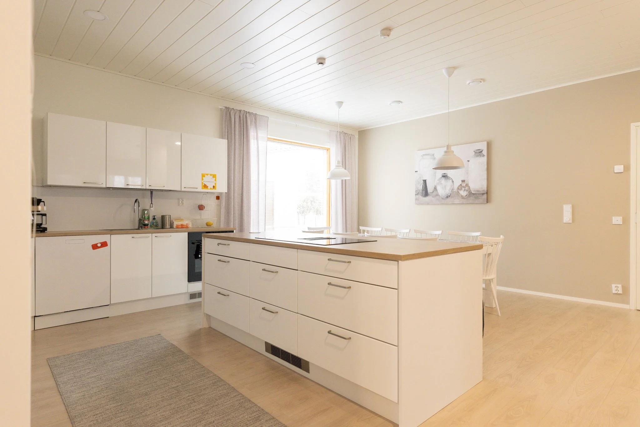 Kuvia Lastensuojeluyksikkö Kotico Kotorannasta, joka sijaitsee Jyväskylässä Keski-Suomen hyvinvointialueella.