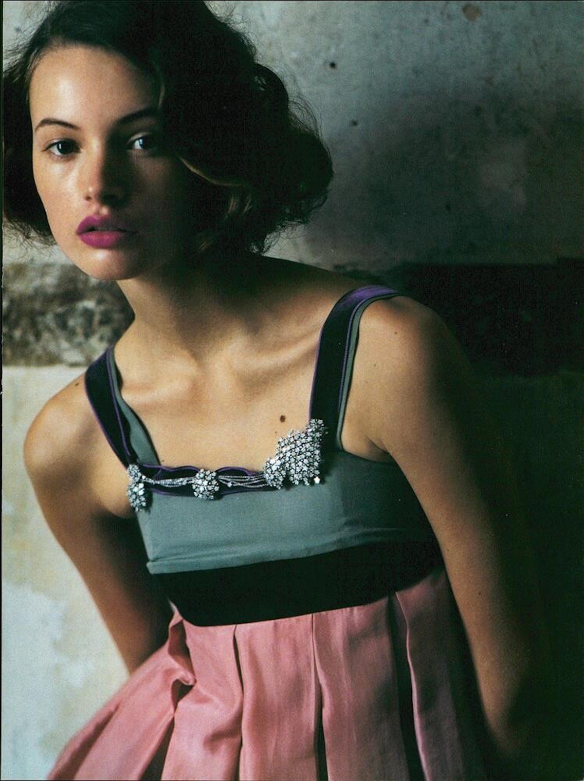 1651716293_ARCHIVIO-VogueItalia(May2006)-Glitter-007.jpg.00f6bfc7865368680c4be8b02707196c.jpg