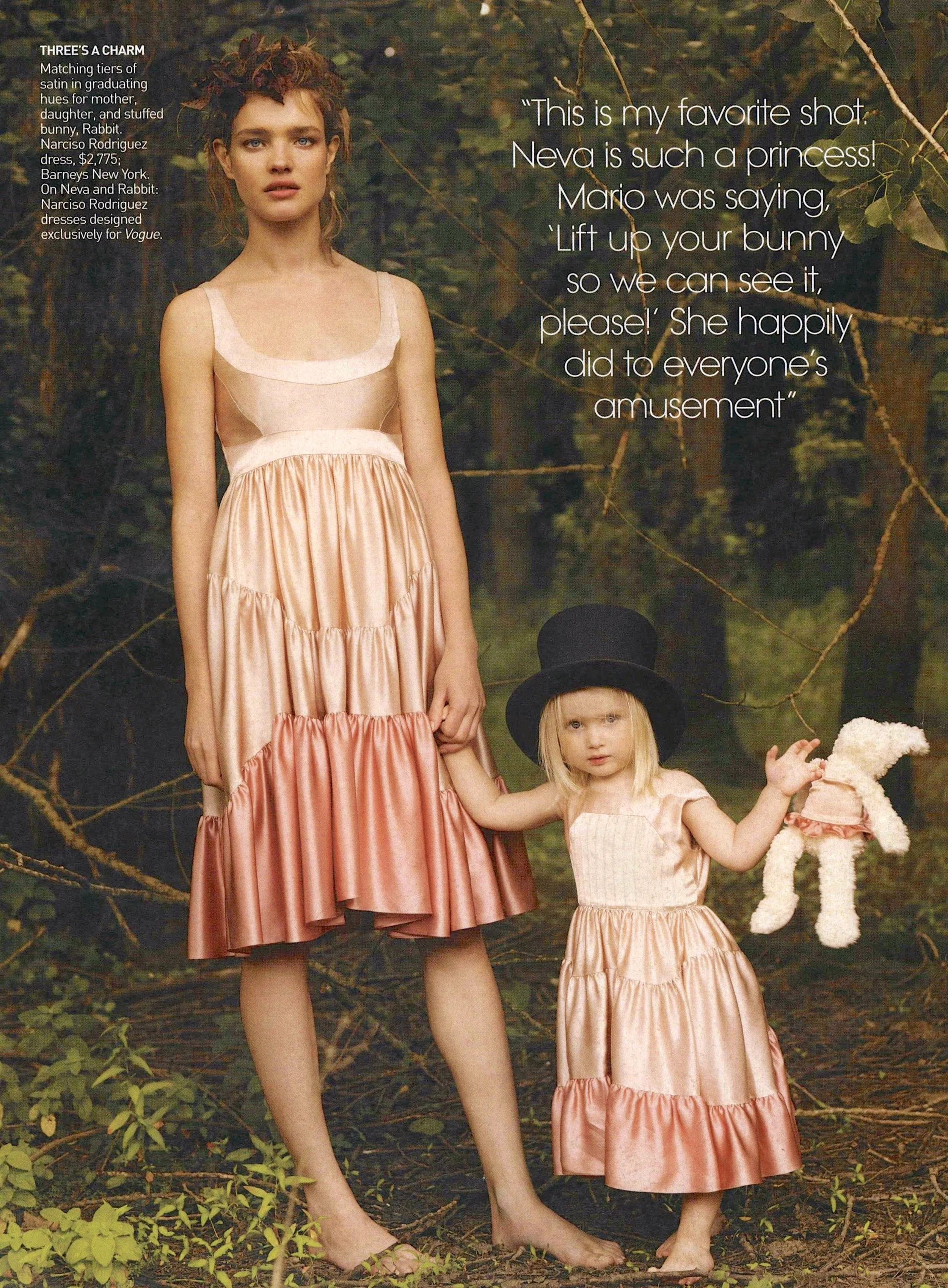 Natalia Vodianova &amp; family by Mario Testino - Vogue (US), November 2008