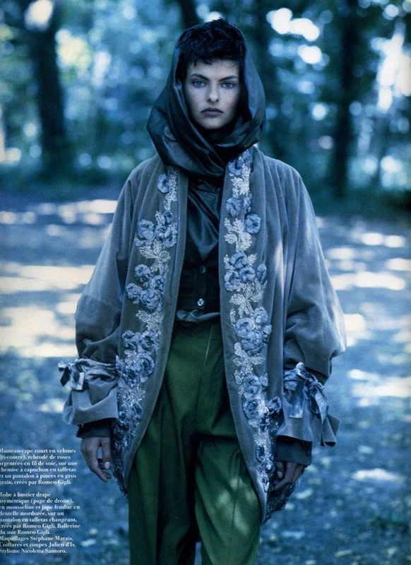 Linda Evangelista in Romeo Gigli by Peter Lindbergh, Vogue Paris, August 1989