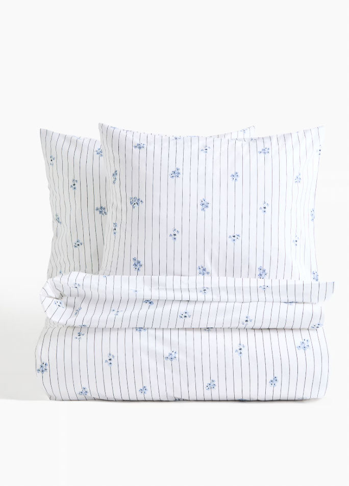  H&M  
White Floral Bed Linen 
54,99 €