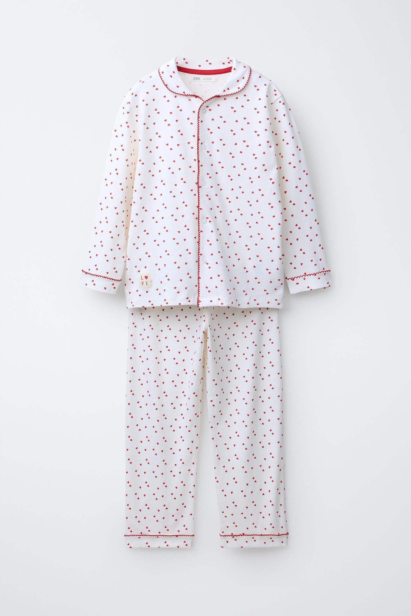  ZARA  
Heart Pyjamas 
17,95 €