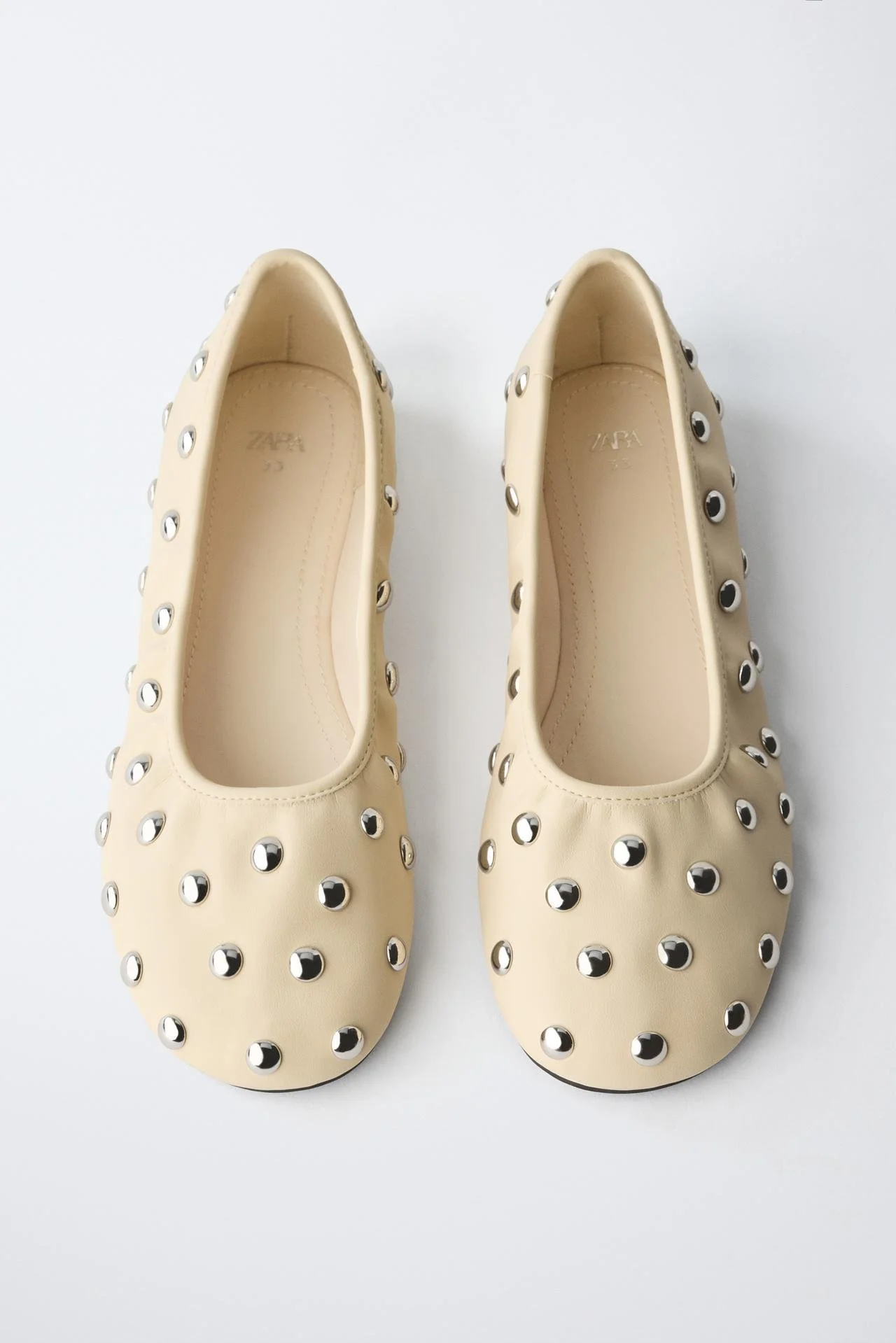  ZARA  
Sabrina Ballet Flats 
29,95 €