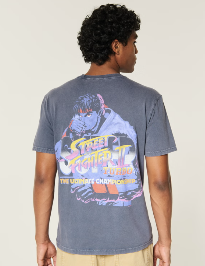  HOLLISTER  
Street Fighter II Graphic Tee 
29,95 €