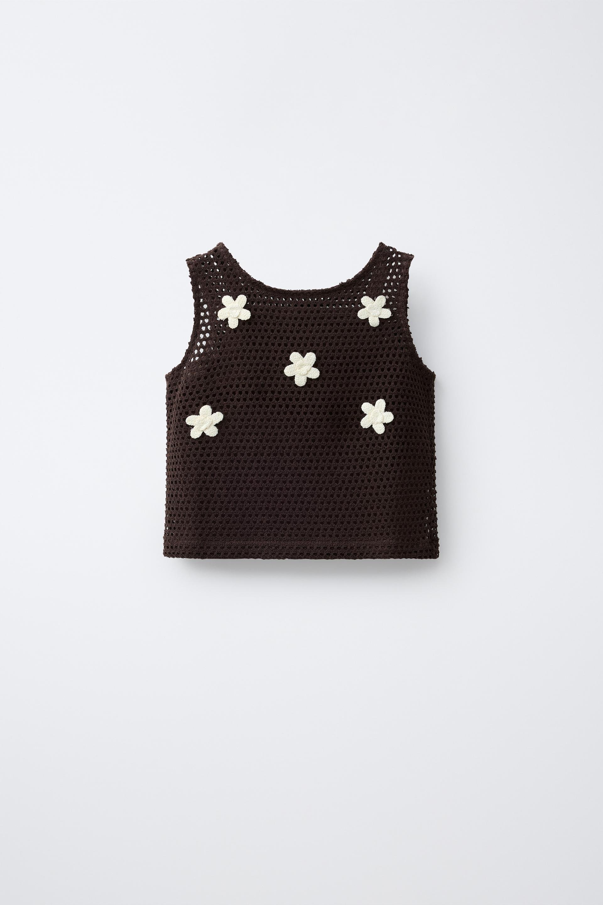  ZARA  
Floral Crochet Knit Top 
19,95 €