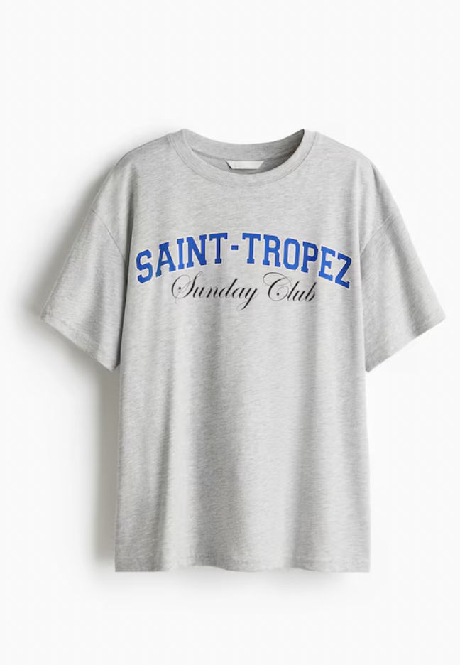  H&M  
Oversized T-Shirt 
$24.99 