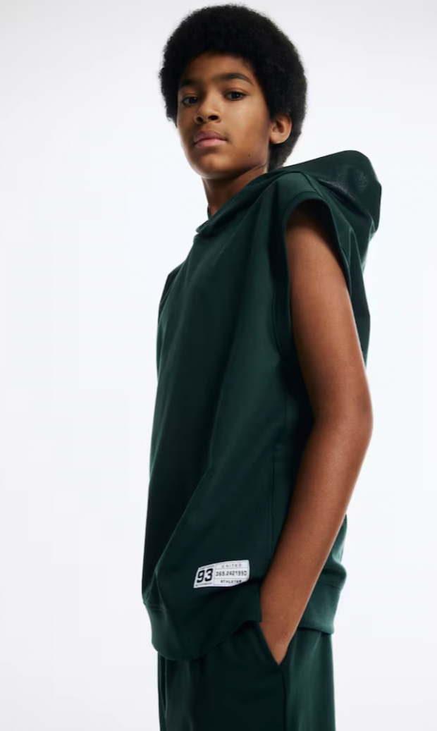  H&M  
Sport Hoodie Set 
39,99 €