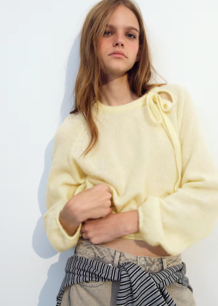  H&M  
Bow Sweater 
$19.99 