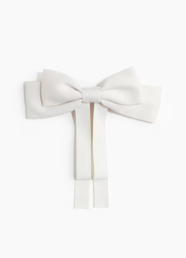  H&M  
Satin Bow Hair Clip 
Was $8.99 Now $7.49