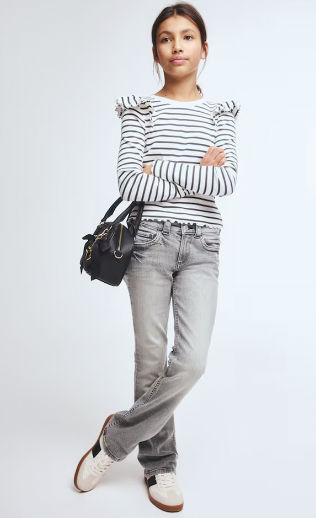  H&M  
Bootcut Leg Low Jeans 
$39.99 