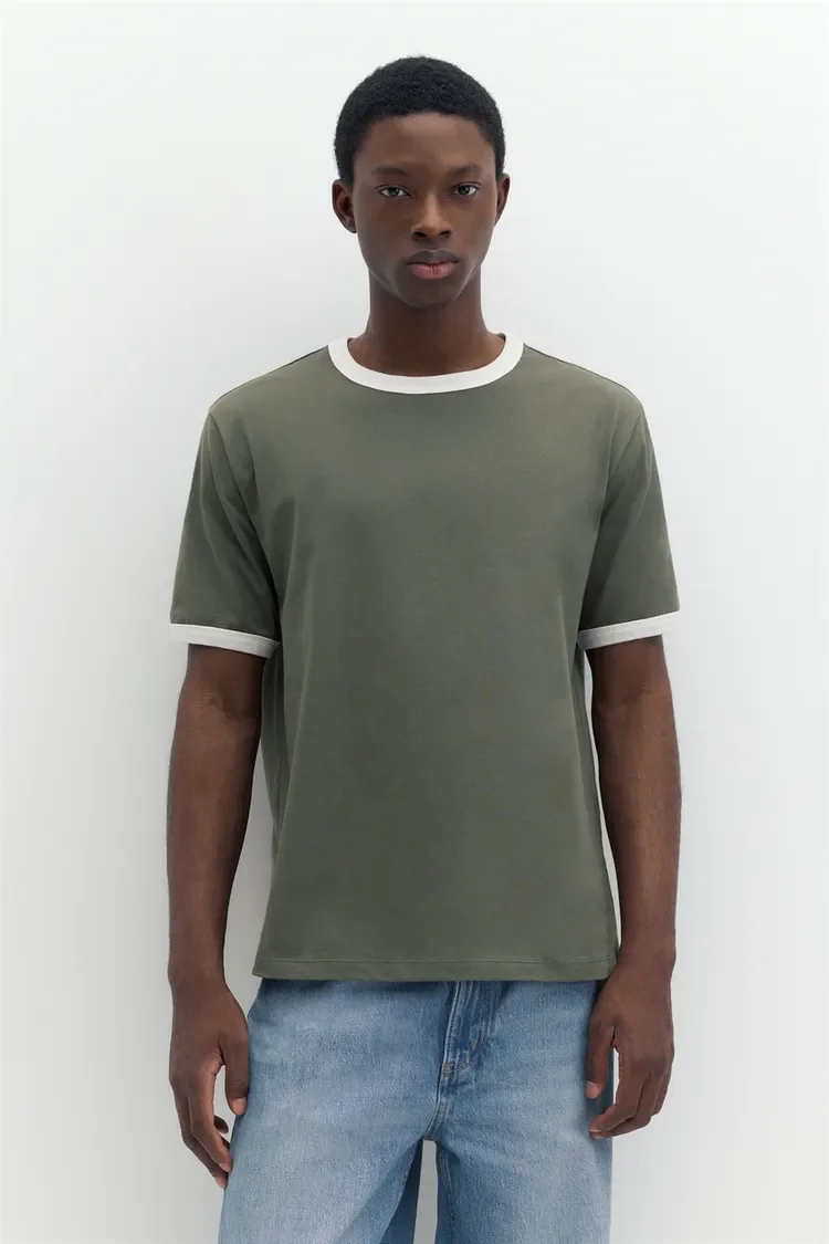  PULL&BEAR  
Contrast Trim T-Shirt 
15,99 €