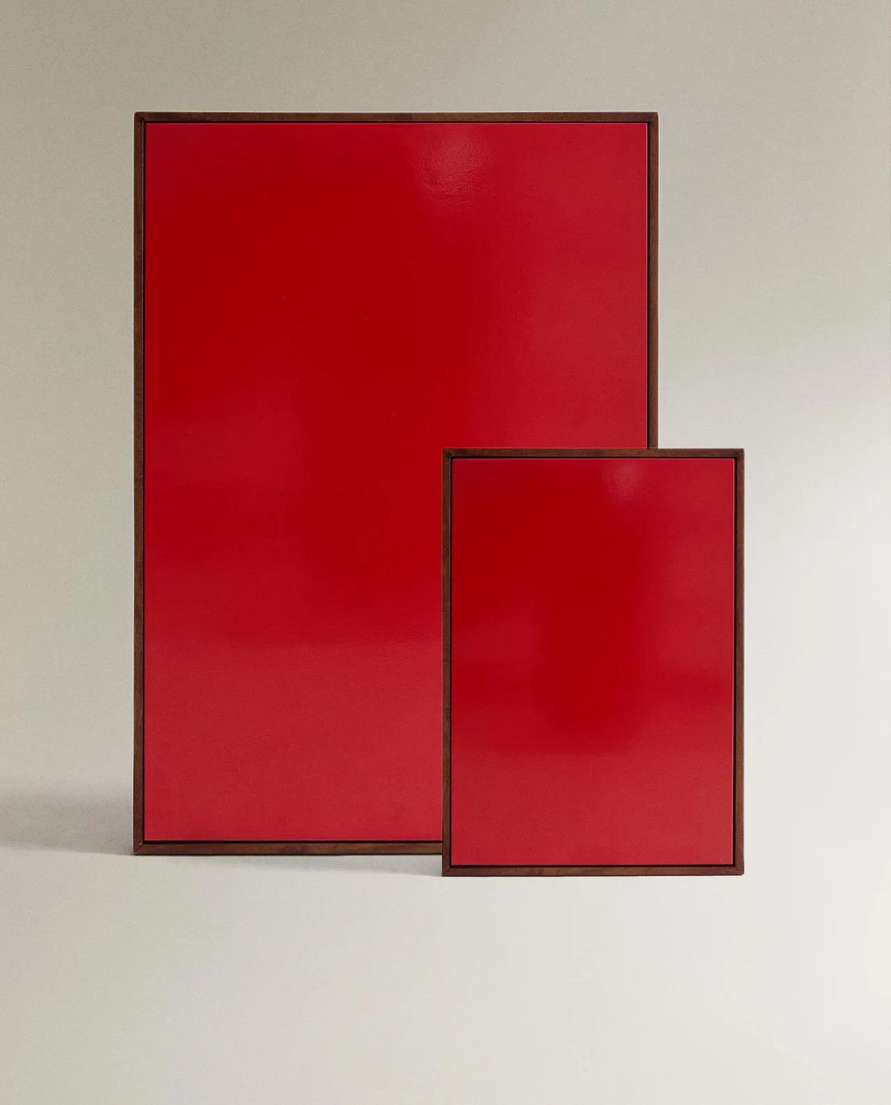  ZARA  
Lacqured Magnetic Panel 
59,99 € -99,99 €