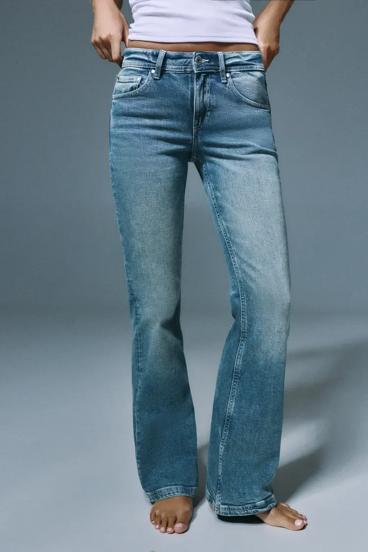  PULL&BEAR  
Low Rise Bootcut Jeans 
$59.90