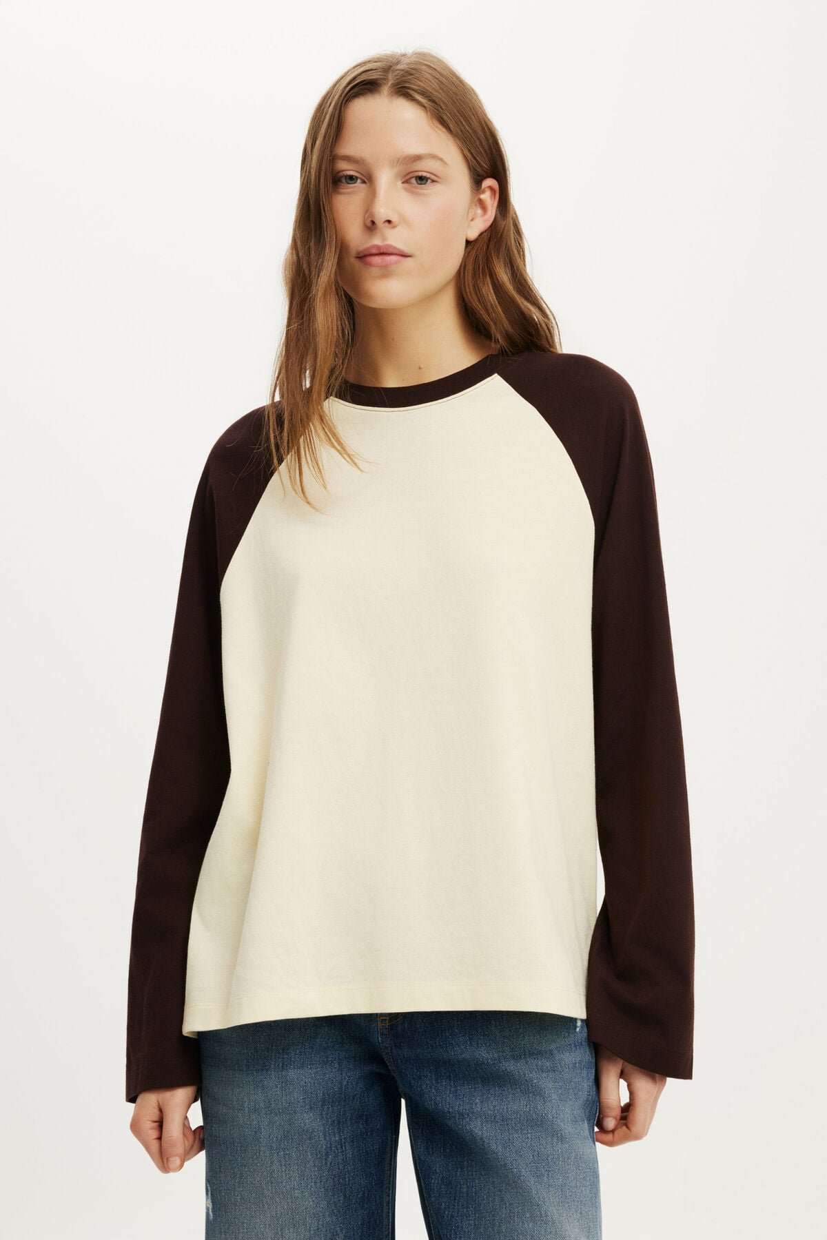  COTTON ON  
Boxy Raglan Long Sleeve T-Shirt 
$34.99