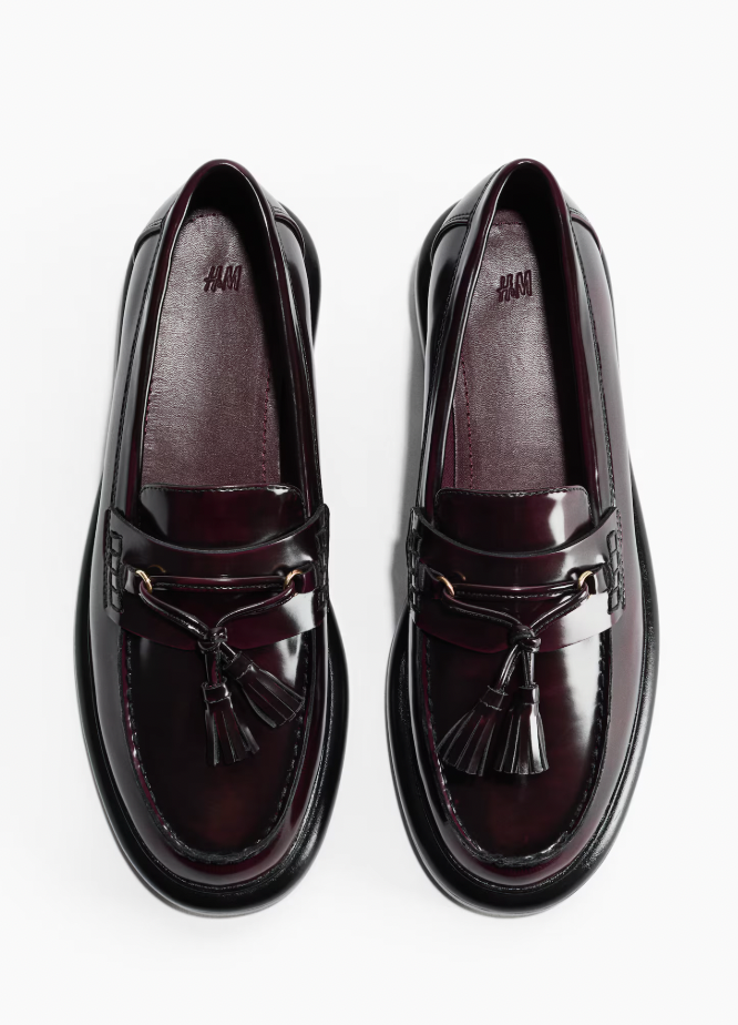  H&M  
Loafers With Tassles 
34,99 €