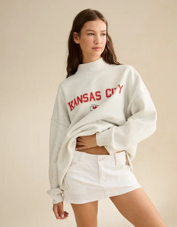  AMERICAN EAGLE  
NFL Kansas City Chiefs Sweatshirt 
$64.95