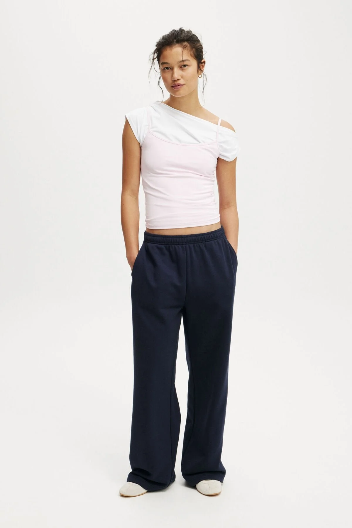 COTTON ON  
Wide Leg Sweatpant 
$39.99 US Only