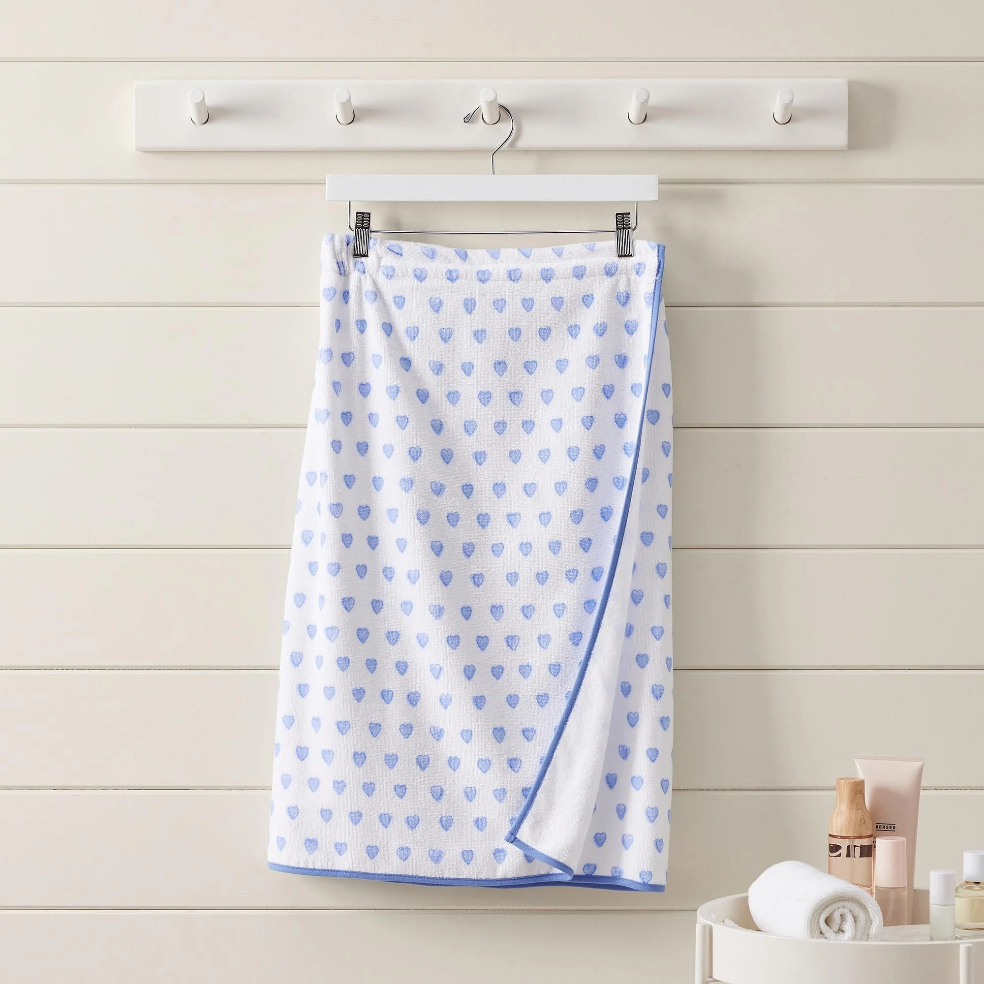  PBTEEN  
Roller Rabbit Hearts Bath Wrap 
$119