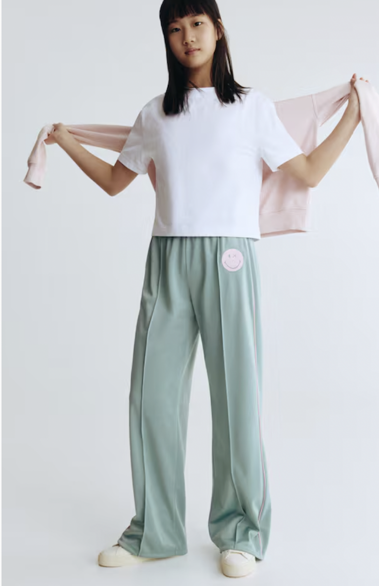  H&M  
Wide Leg Tracksuit Bottoms 
19,99 €