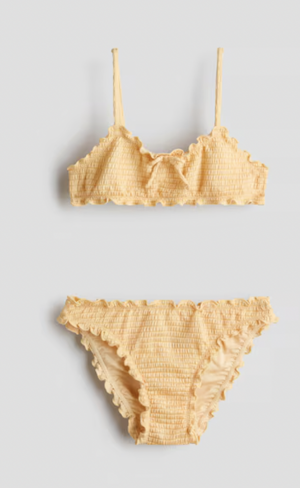  H&M  
Bikini 
Was 17,99 € Now 14,40 €
