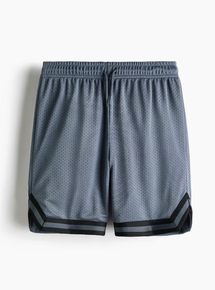  H&M  
Basketball Shorts 
19,99 €