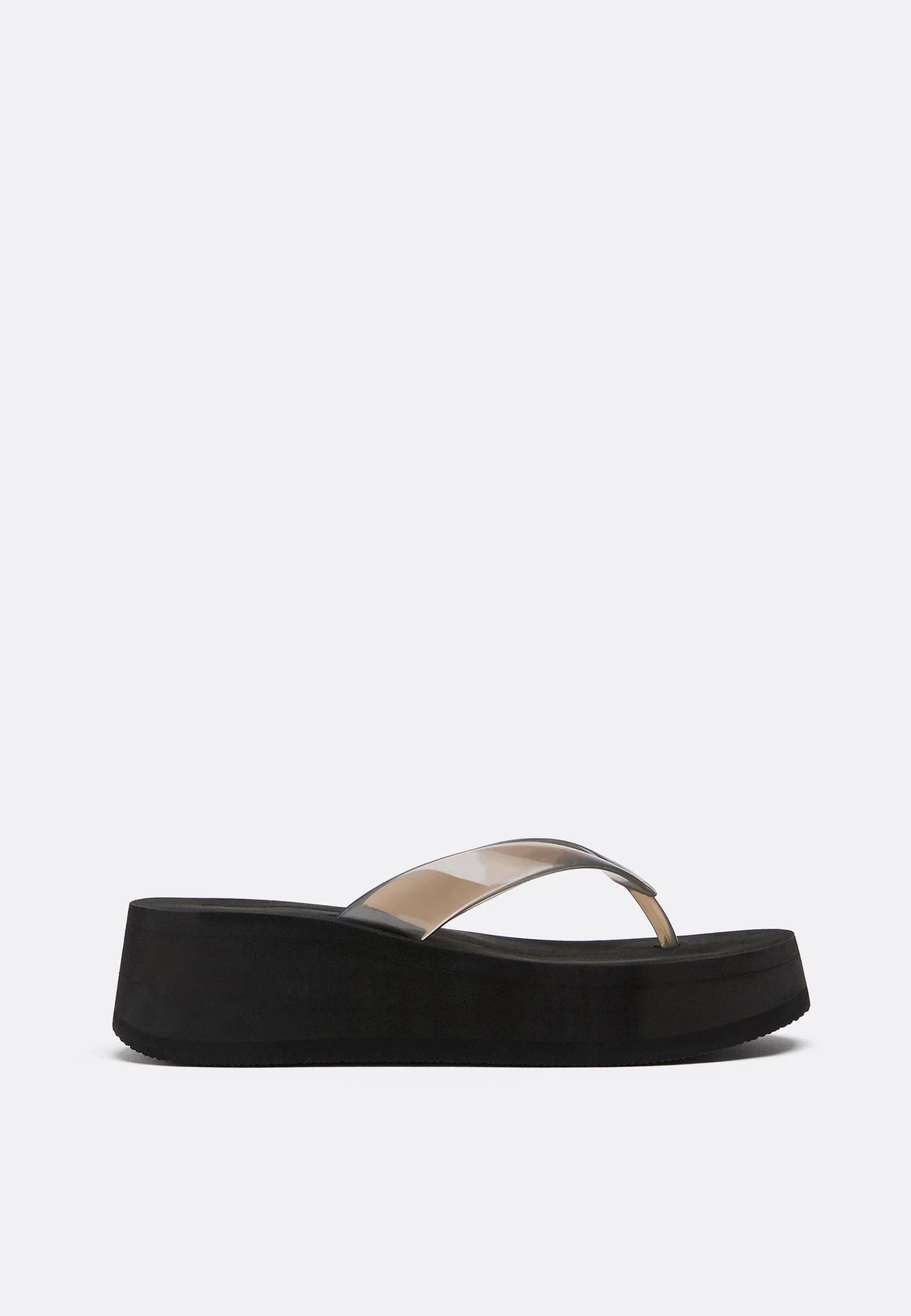  STRADIVARIUS  
Eva Platform Thong Sandals 
29,99 €