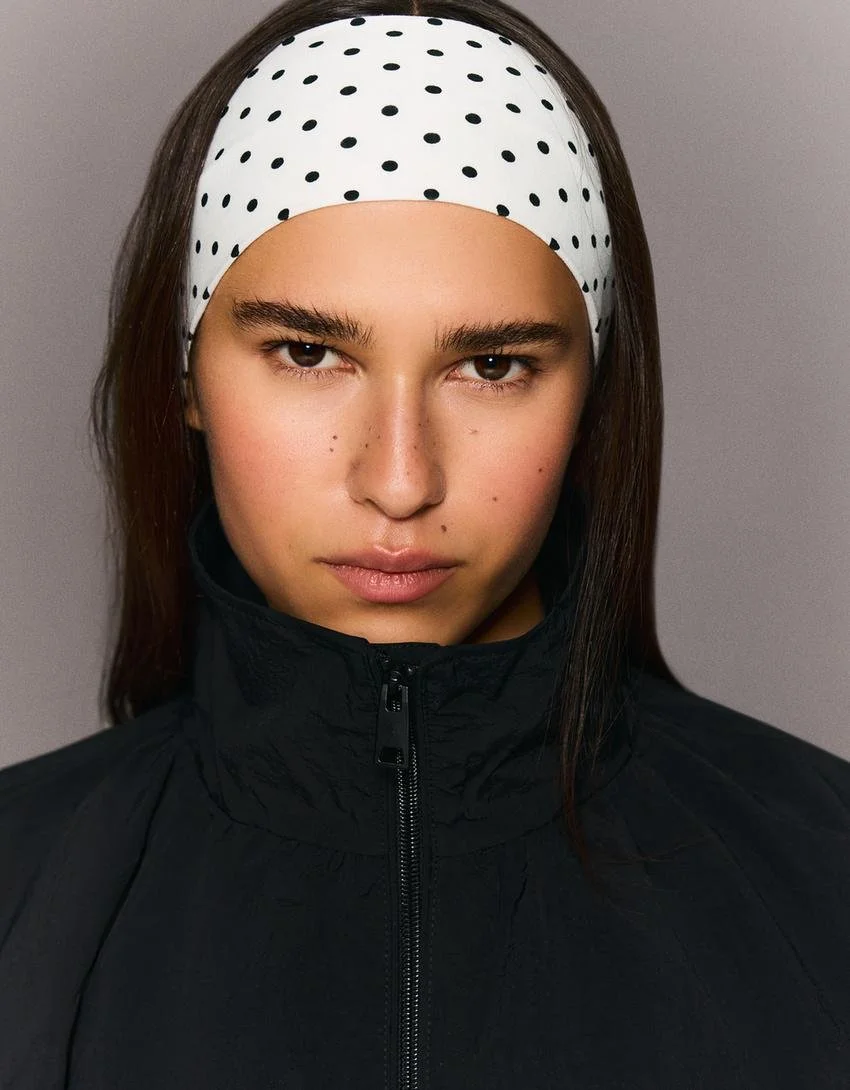  BERSHKA  
2 Pack Hairbands With Polka Dots 
12,99 €