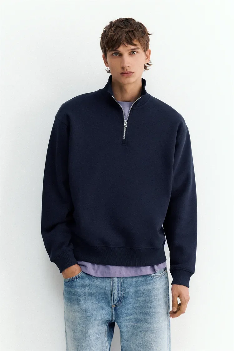  PULL&BEAR  
Quarter Zip Sweatershirt 
25,99 €