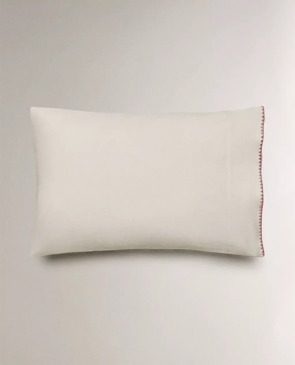  ZARA HOME  
Kids' Shell Stiched Pillowcase 
15,99 €