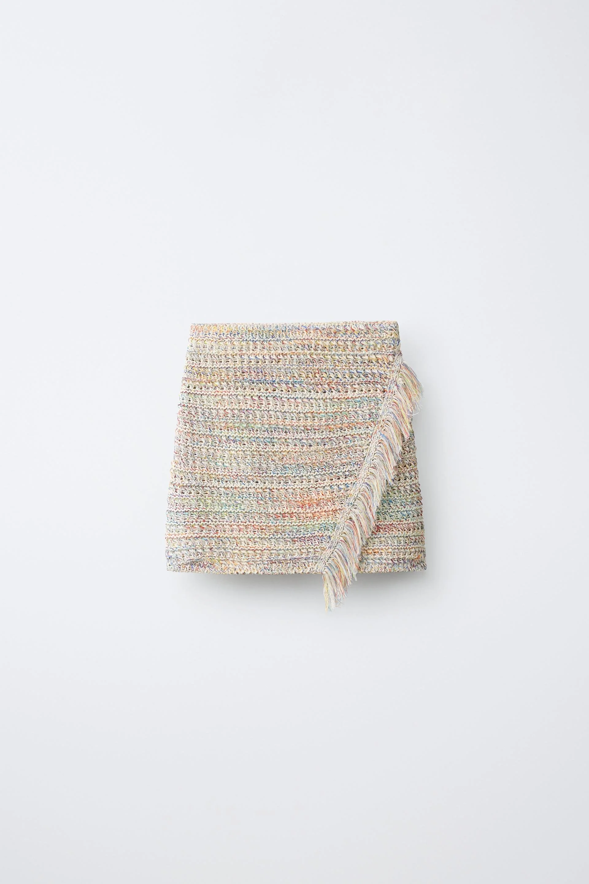  ZARA  
Fringed Skirt 
17,95 €