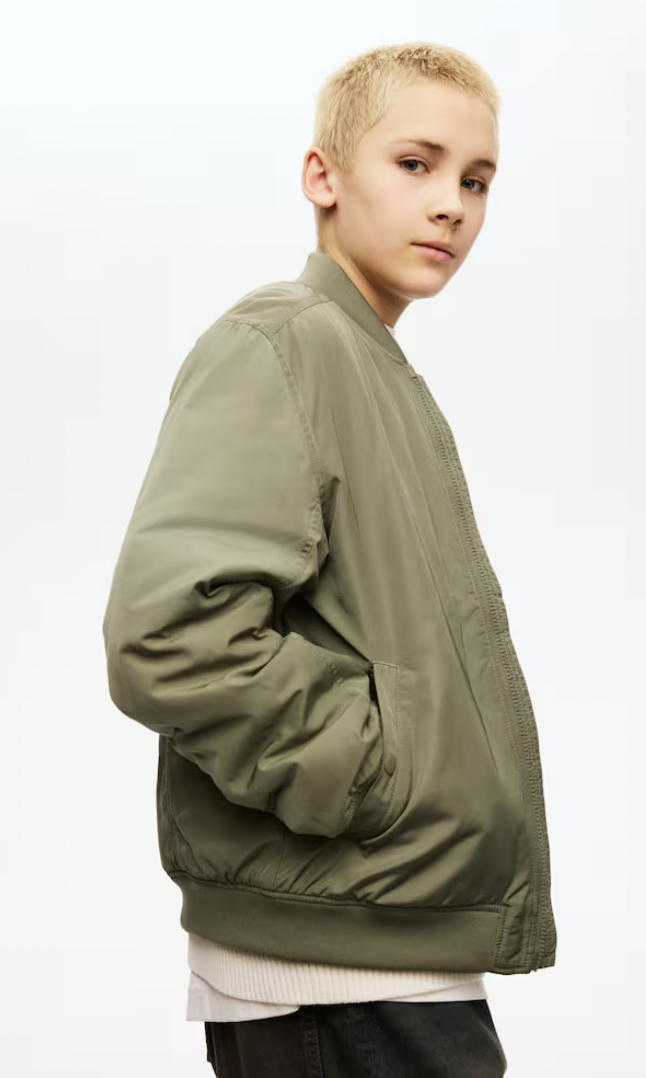  H&M  
Wide Leg Jeans 
24,99 €