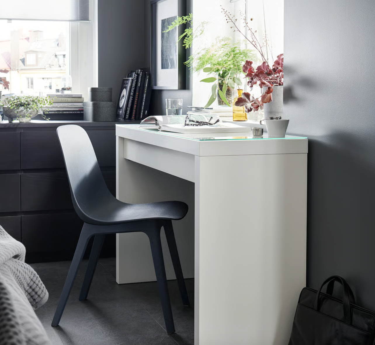  IKEA  
Malm Dressing Table 
139 €