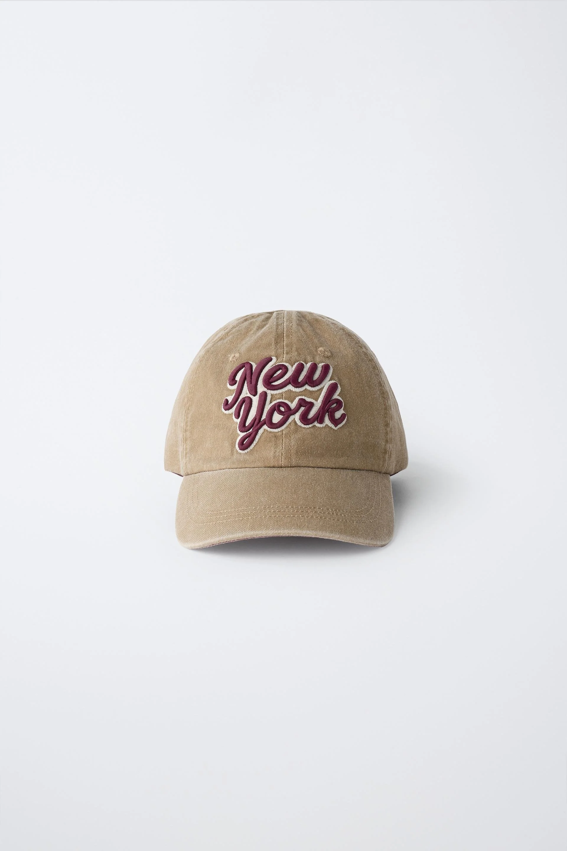  ZARA  
Varsity New York Cap 
9,95 €
