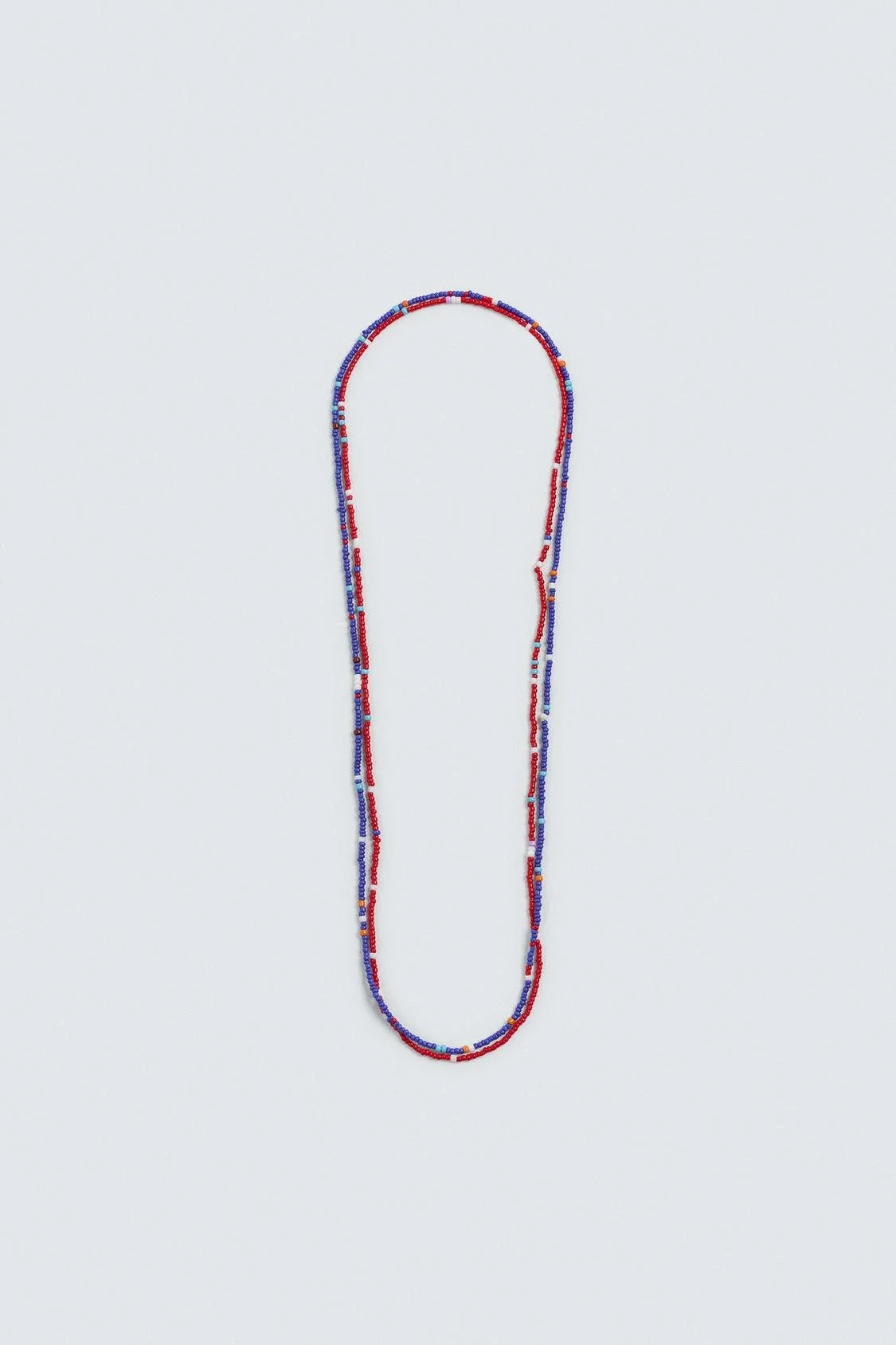  ZARA  
Beaded Necklace 
19,95 €