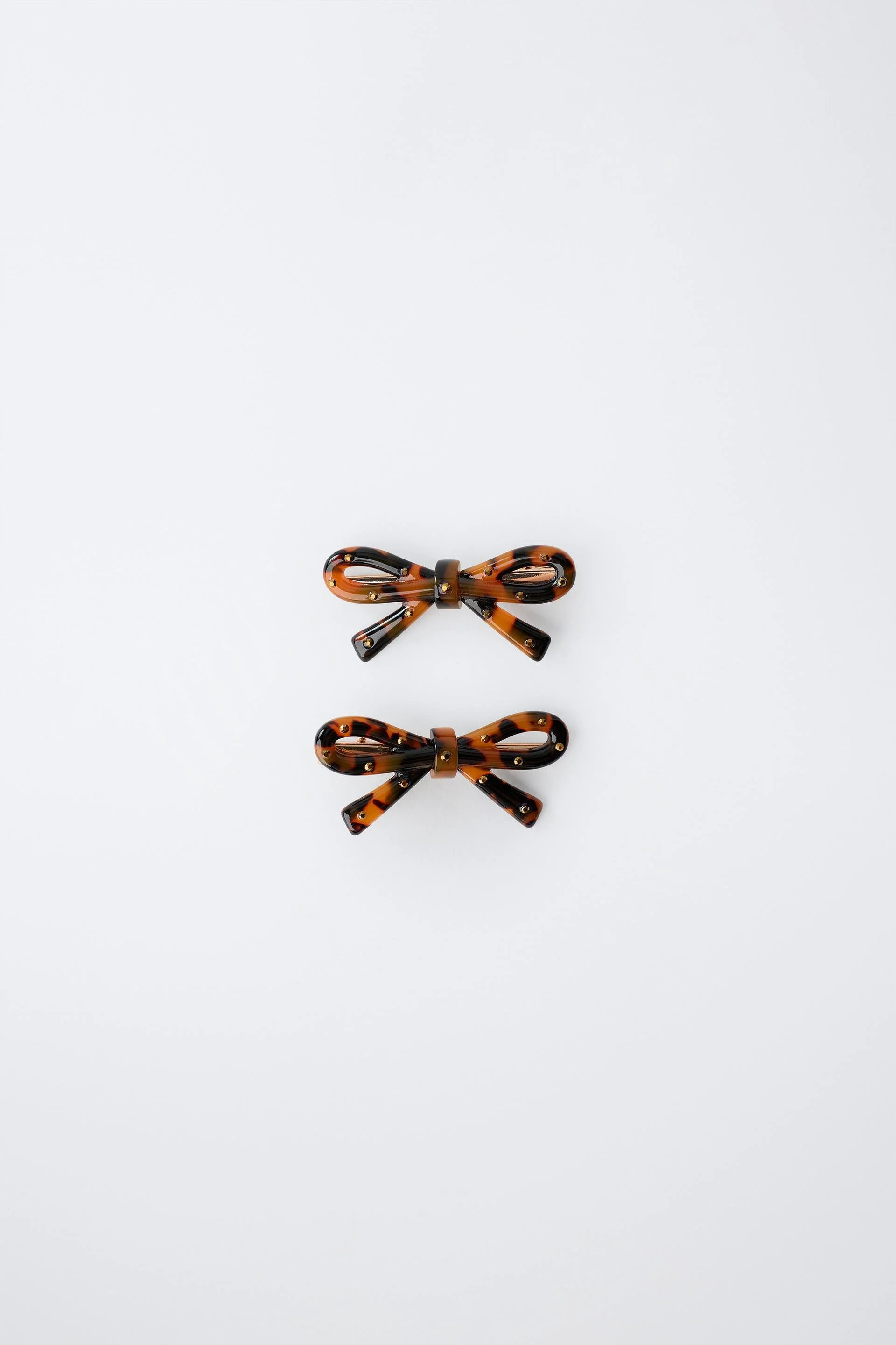  ZARA  
2-Pack of Tortoiseshell Bow Clips 
6,95 €