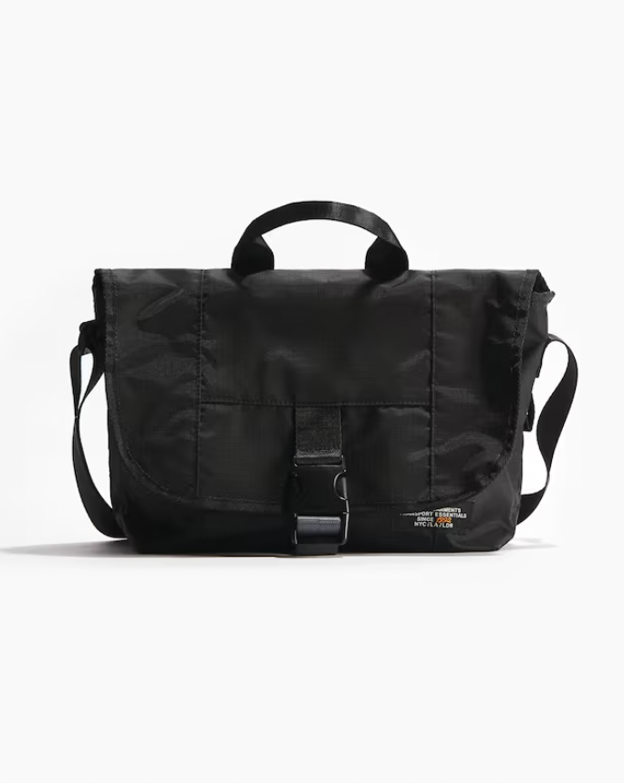  H&M  
Crossbody Bag 
24,99 €