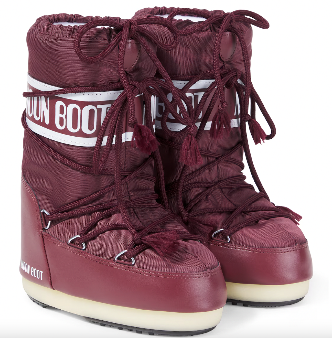  MYTHERESA  
Moon Boot 
 160 € 