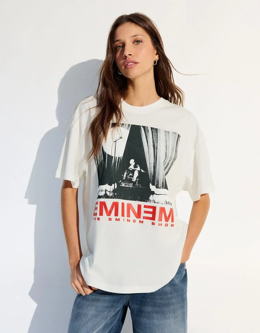 BERSHKA  
Eminem Oversized T-Shirt 
19,99 €